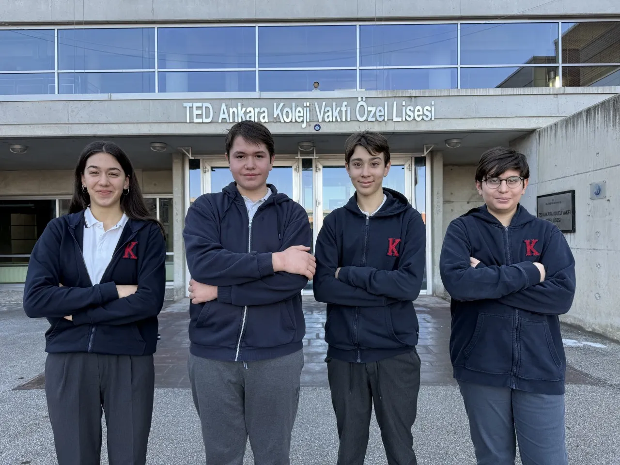Dört lise öğrencisi dünyada ilk 10'da