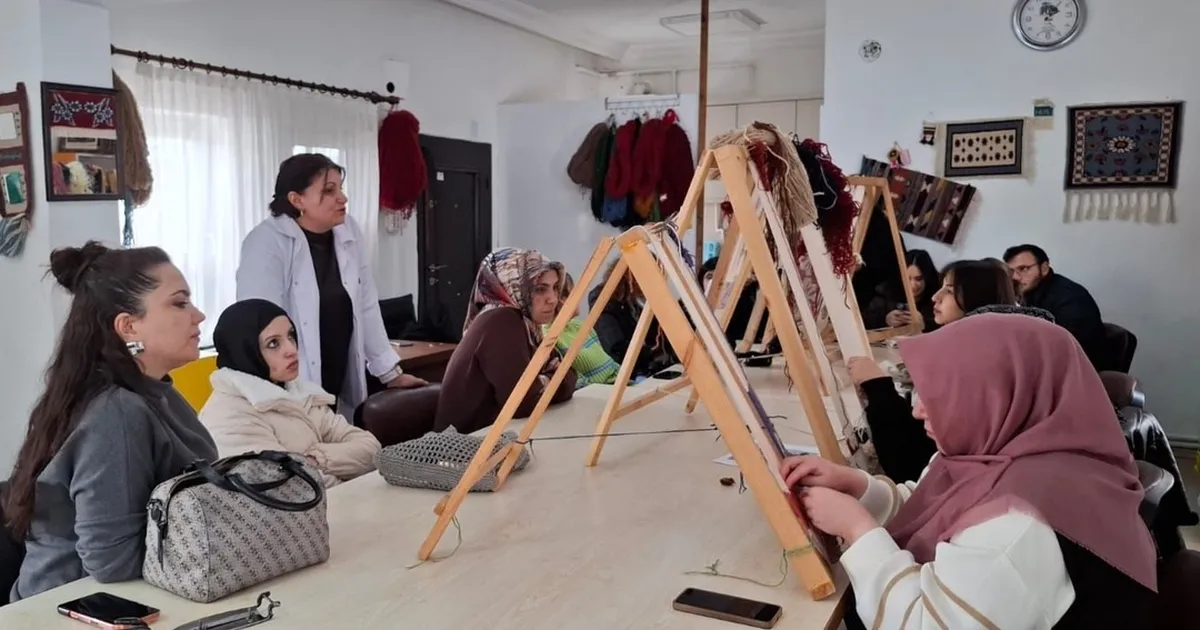 Nevşehir'de geleneksel sanat genç kuşakla buluştu
