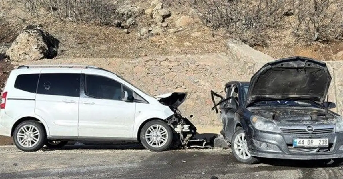 Bingöl’de feci kaza: 2 ölü, 3 yaralı