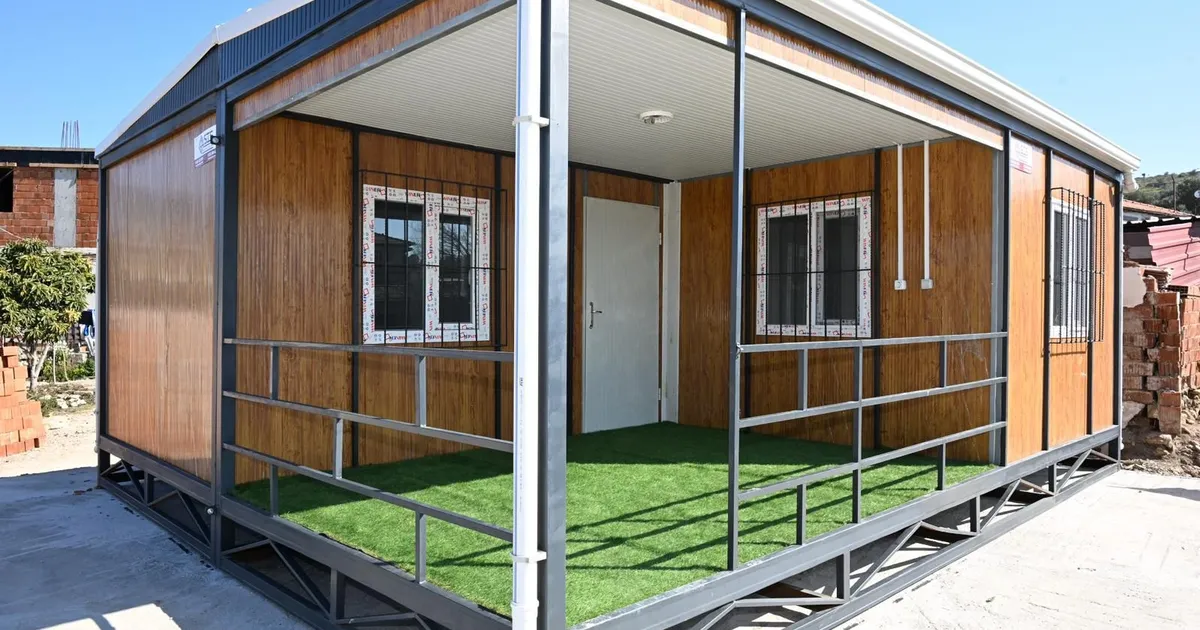 Manisa Büyükşehir’den mağdur aileye yeni yaşam