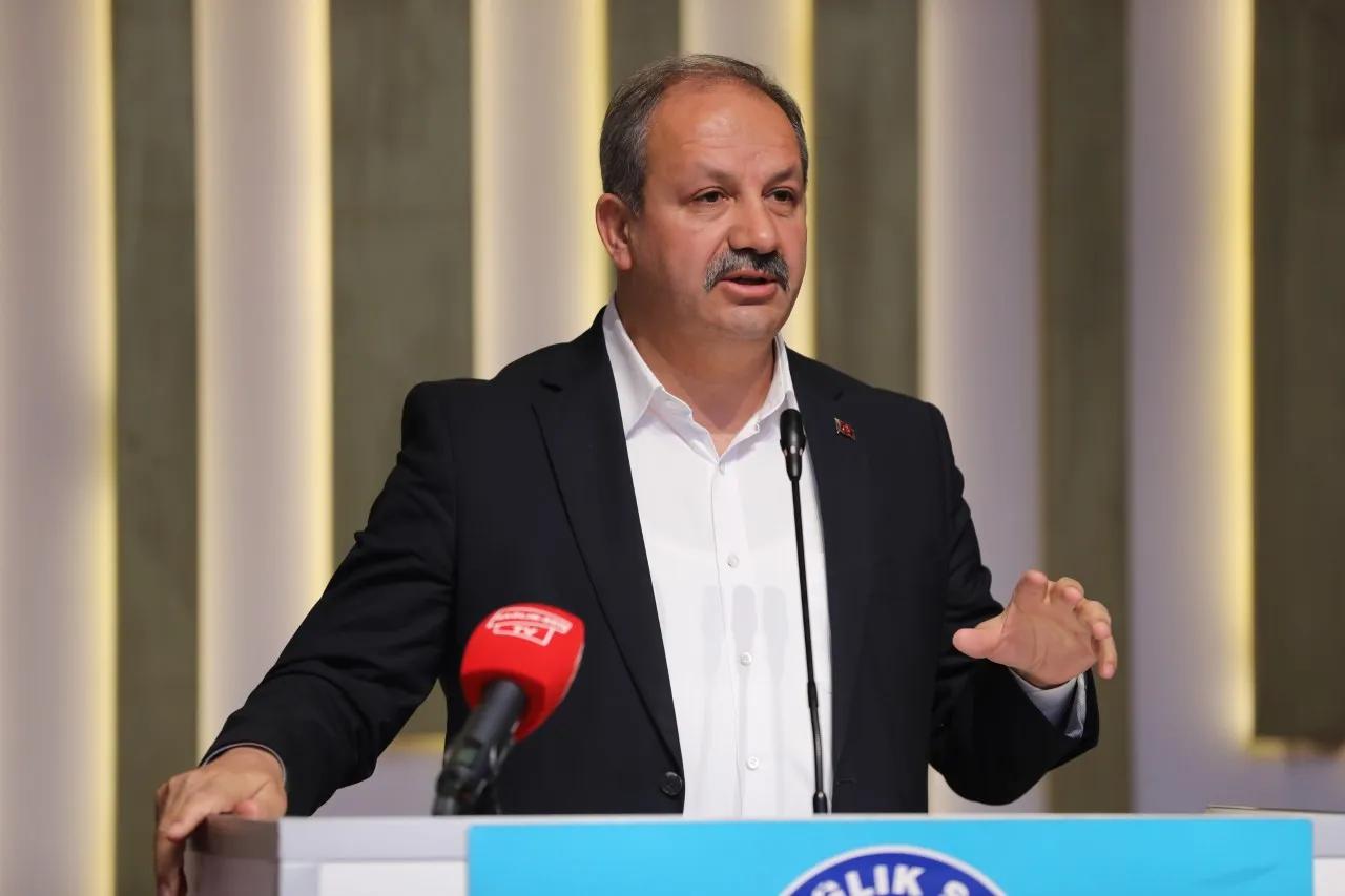 Sağlık-Sen Hukuk Birimi 63 avukatla Türkiye genelinde 6 bin dava açtı