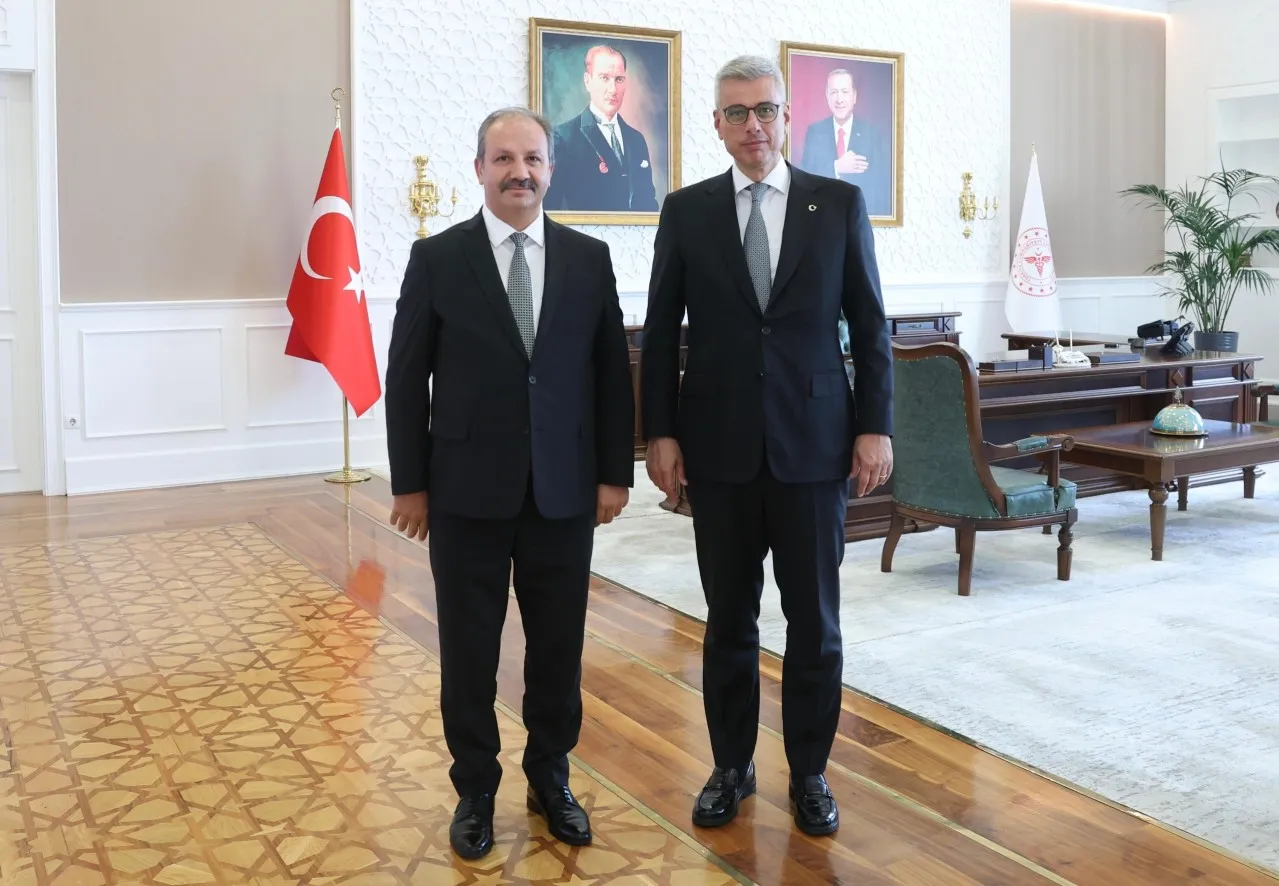 Sağlık-Sen, Toplu Sözleşme gündemiyle Sağlık Bakanı Memişoğlu'nu ziyaret etti