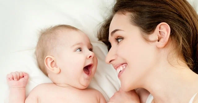 Gebelik ve çocuk gelişimi dijitalde "Annelik Yolculuğu" mobil uygulaması ücretsiz