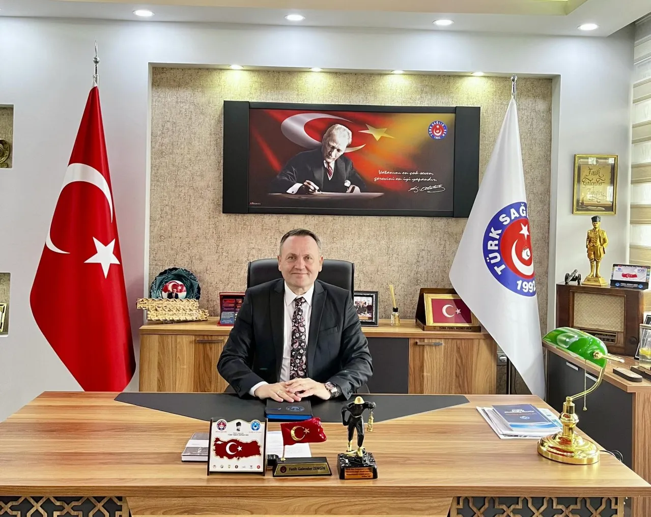 Türk Sağlık-Sen Ordu Şube Başkanı Fatih Galender Zengin'den Hemşireler Haftası açıklaması