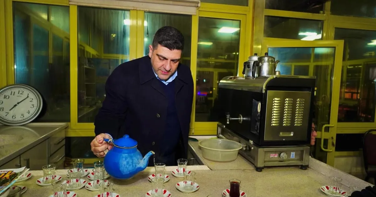 AK Parti Mardin İl Başkanı Mehmet Uncu'dan ramazanda samimi gönül dokunuşu