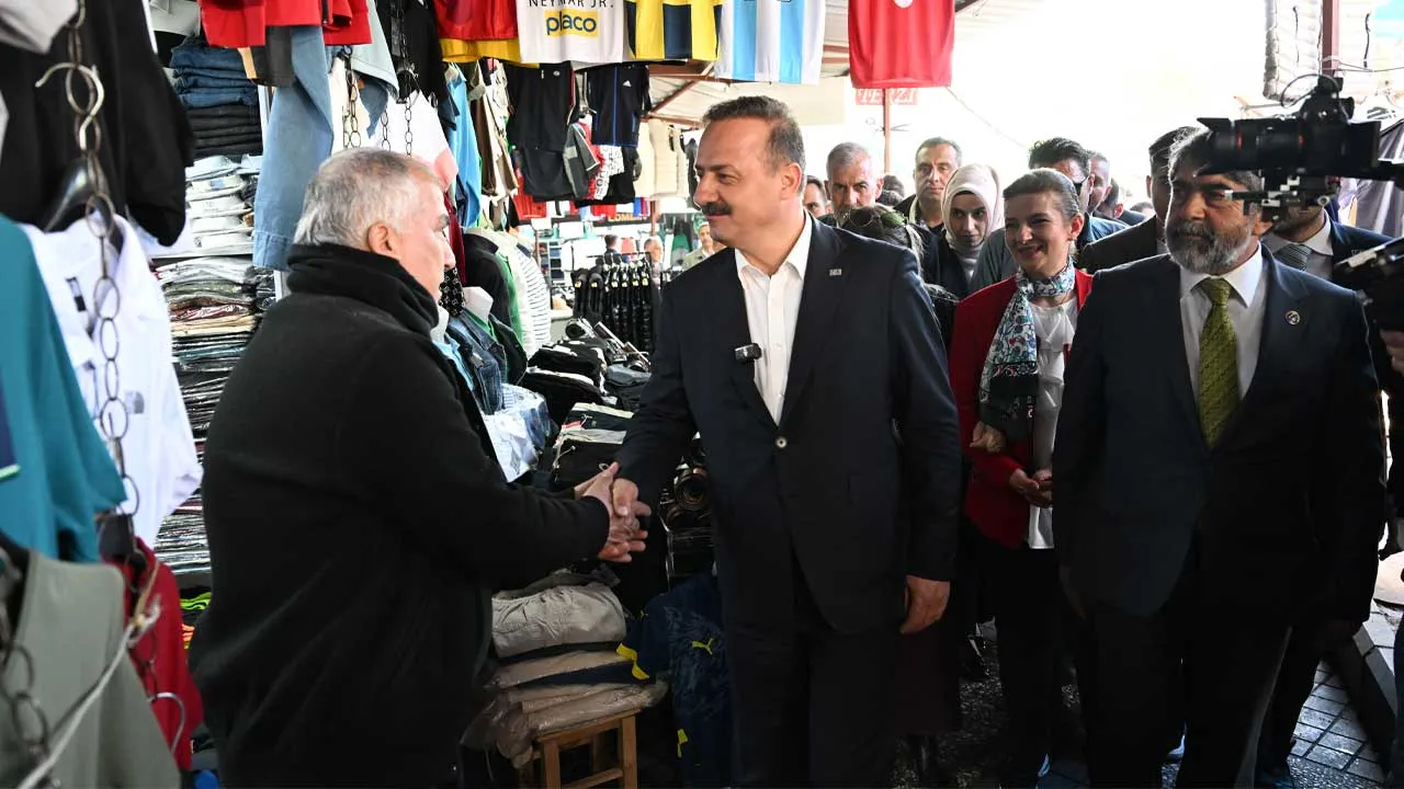 Yavuz Ağıralioğlu, Kahramanmaraş'ta esnafla buluştu