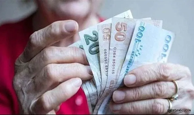 Emekli İkramiyesine Zam Geliyor