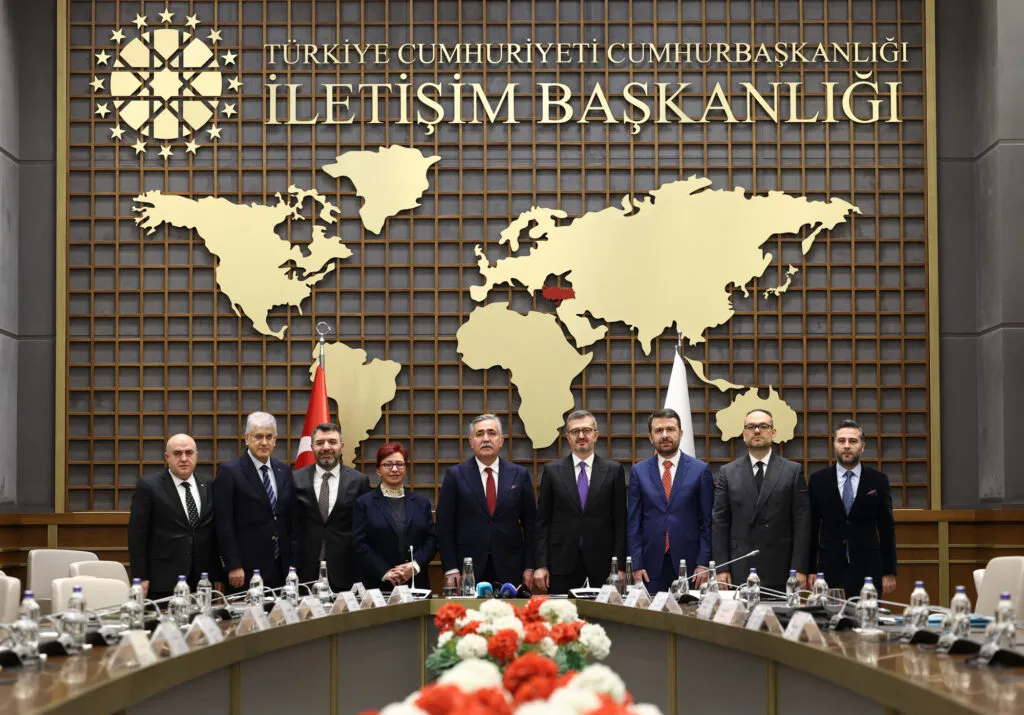 Basın İlan Kurumu ile Kredi Garanti Fonu arasında iş birliği protokolü imzalandı