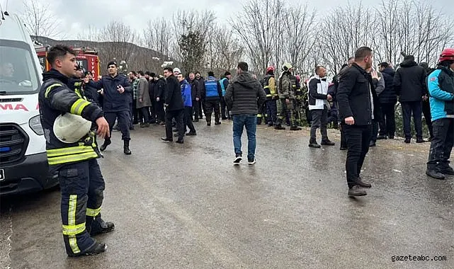 Belediye Otobüsü Uçuruma Yuvarlandı