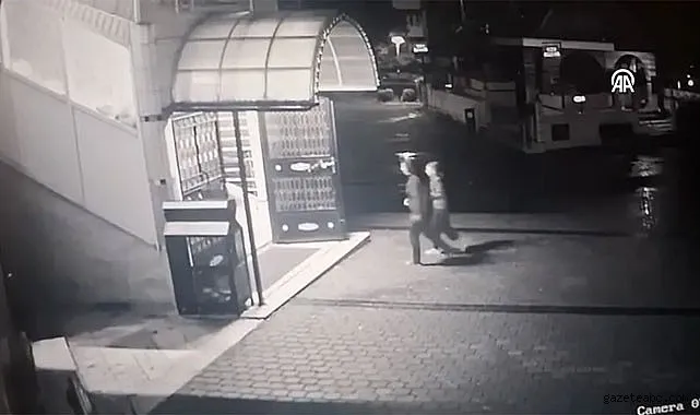 Başından Yaralanan Kadın ve Kızı Camiye Sığındı