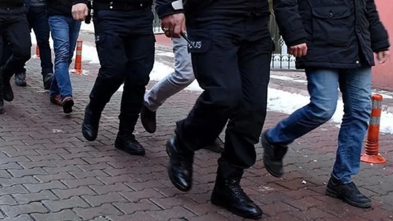 11 ilde “Sanal Kıskaç” operasyonu: 10 şüpheli tutuklandı