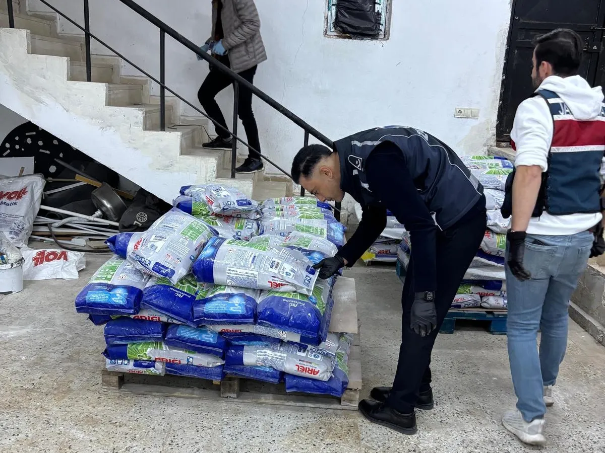 Sahte Deterjan dolum depolarına baskın