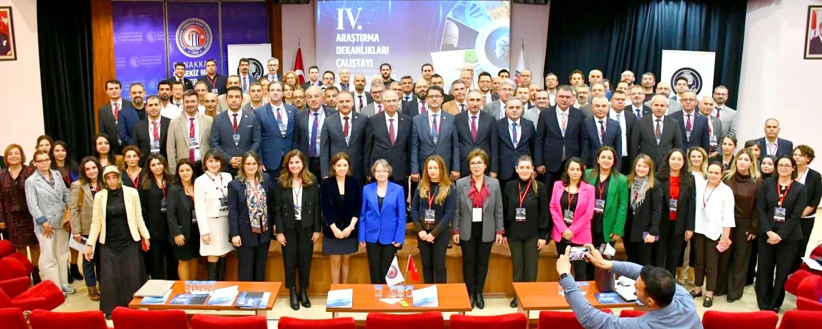 ÇOMÜ’de 4. Araştırma Dekanlıkları Çalıştayı: Türkiye’nin Araştırma Ekosistemi Çanakkale’de buluştu