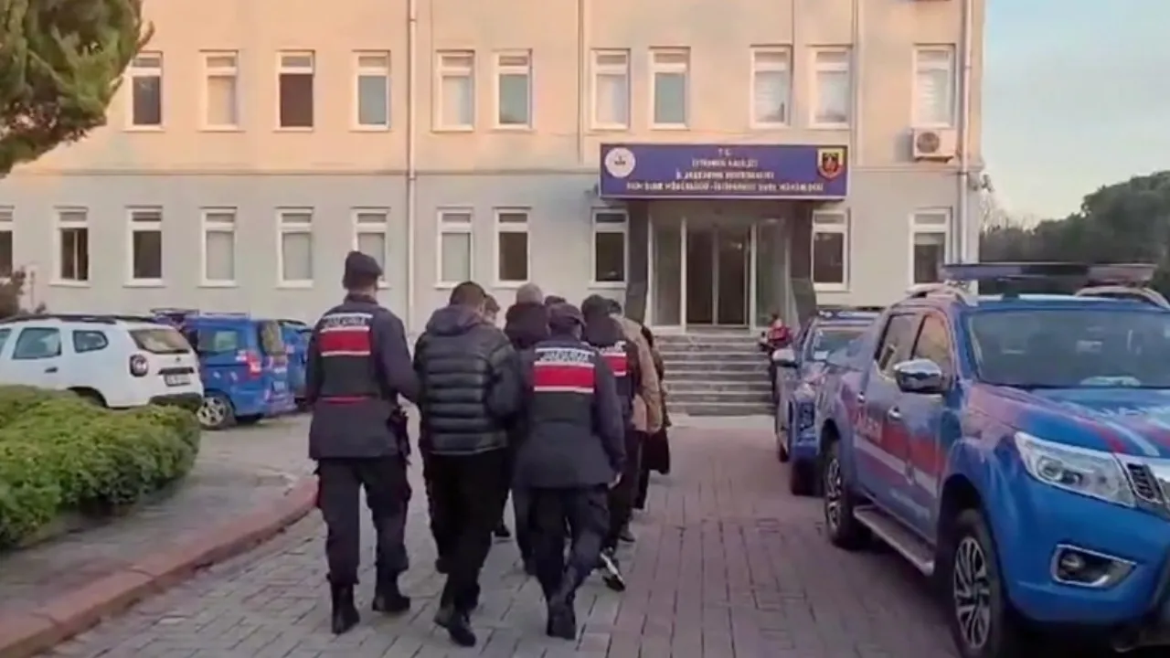 31 ilde FETÖ operasyonu: 50 şüpheli tutuklandı