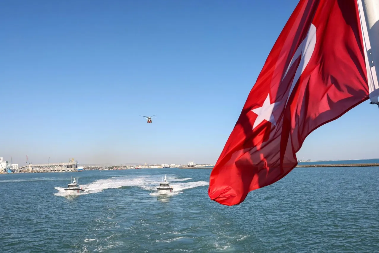 Sahil Güvenlik ekipleri 8 ayda 5 bin 423 kişiyi kurtardı