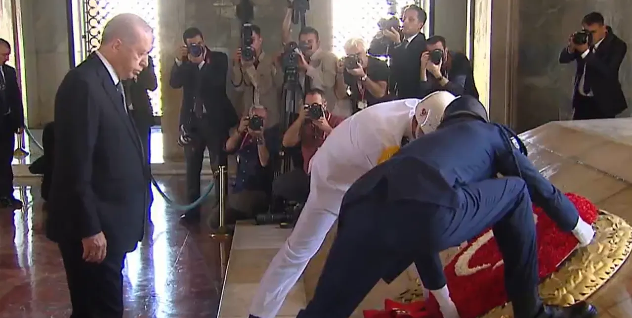 Cumhurbaşkanı Erdoğan ve devlet erkanı 30 Ağustos törenlerinde Anıtkabir’de