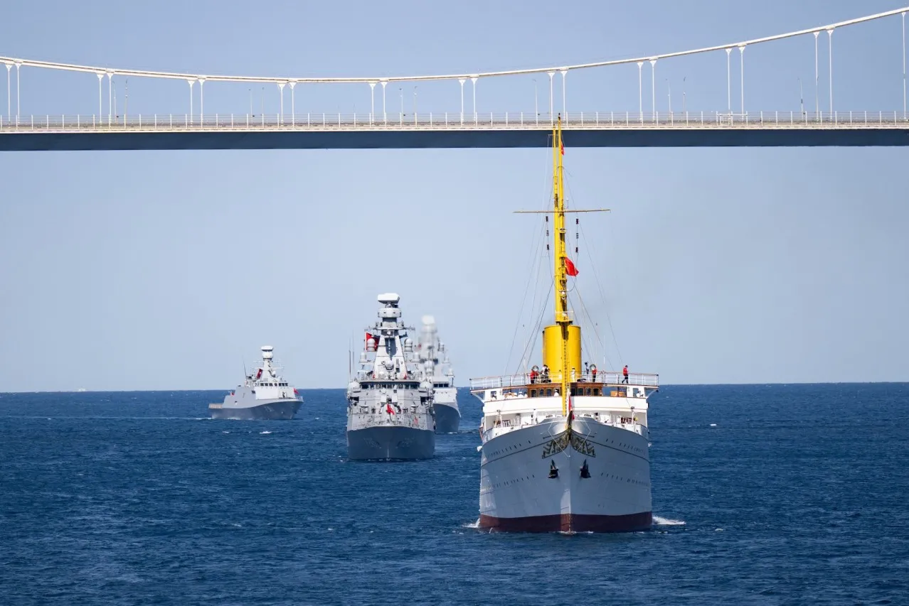 Mavi Vatan’ın koruyucuları İstanbul Boğazı’nda