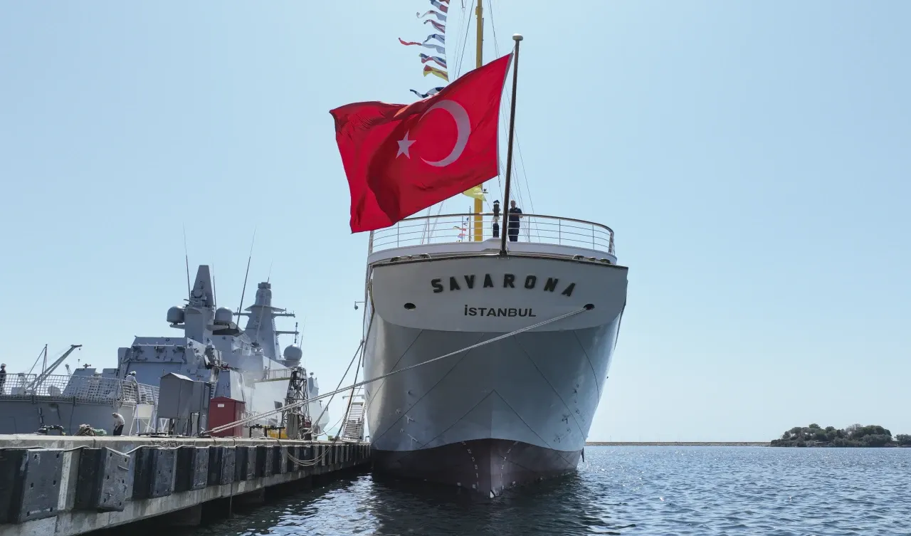 Atatürk’ün mirası Savarona, İstanbul Boğazı’nı selamlayacak!