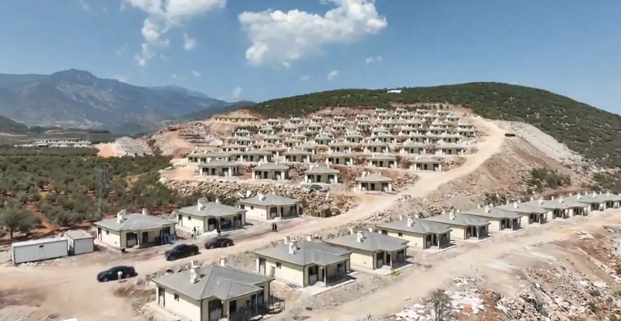 Hatay Hassa’da 622 afet konutunun inşaatı sürüyor