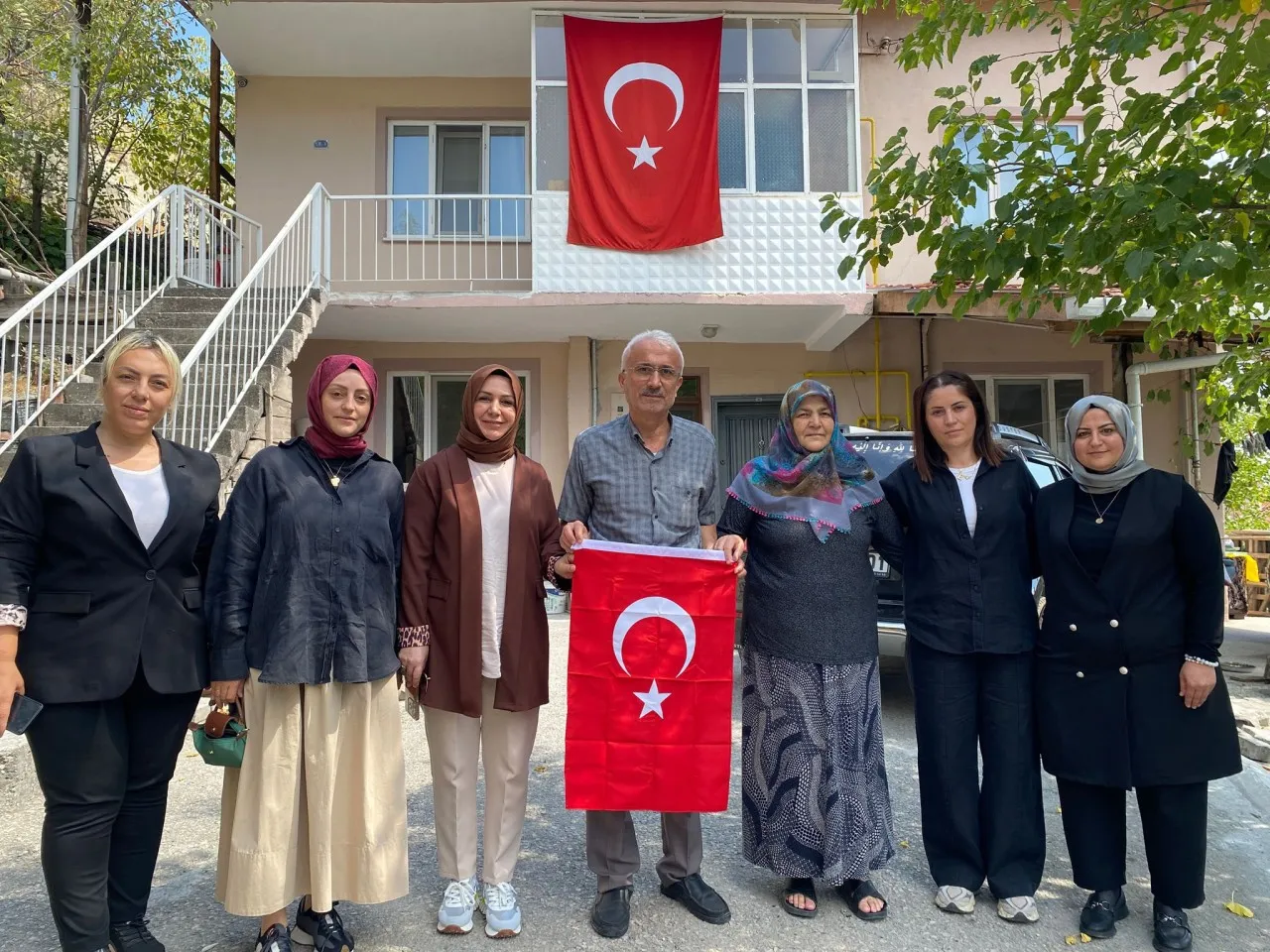 Cumhurbaşkanı Erdoğan’dan şehit ailelerine “Terörsüz Türkiye” mesajı