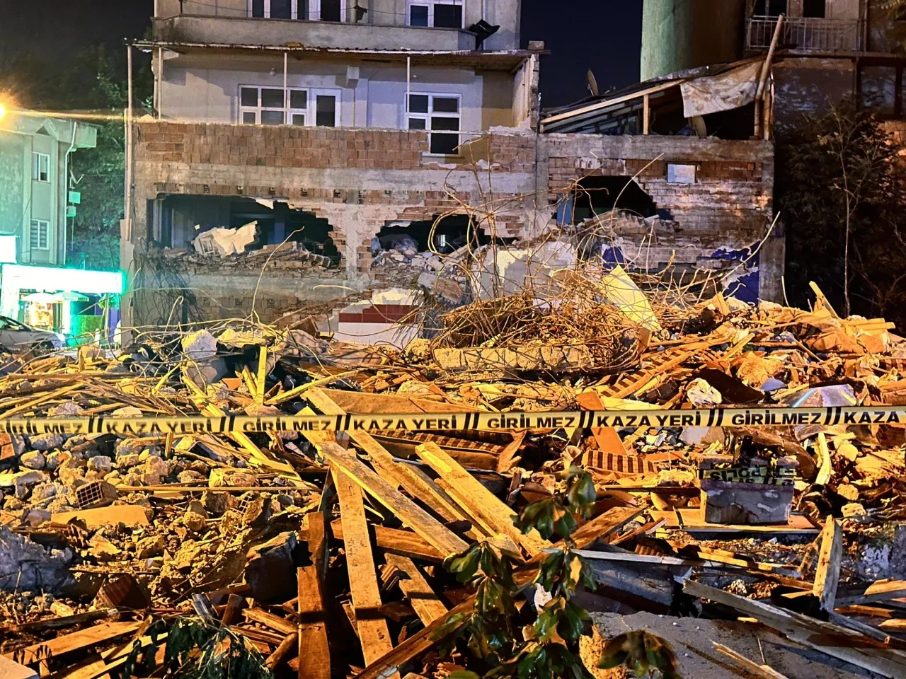 Balıkesir depreminde hasar tespit tamamlandı: 1036 bağımsız bölüm ağır hasarlı