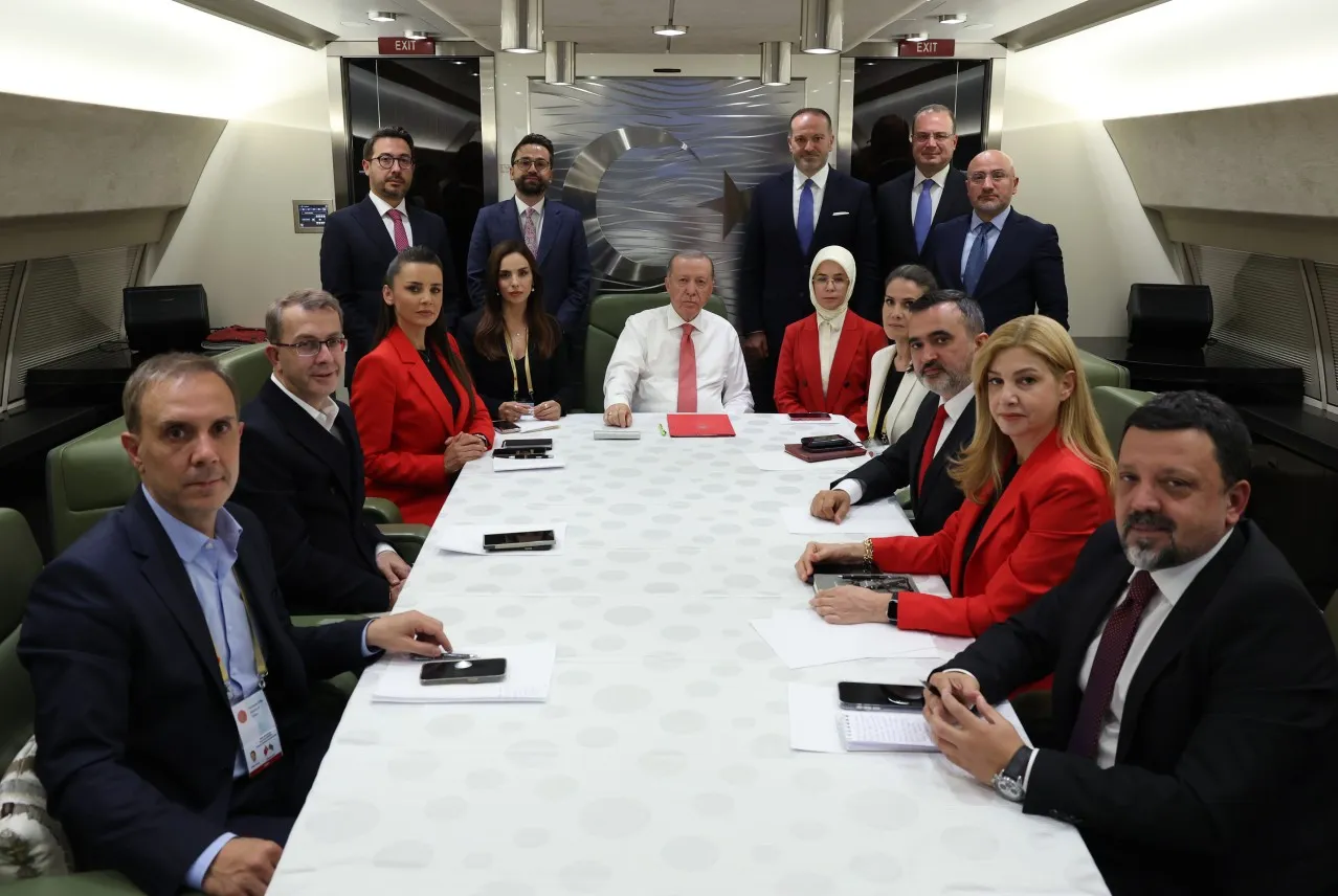 Cumhurbaşkanı Erdoğan: Şu anda AK Parti birinci partidir