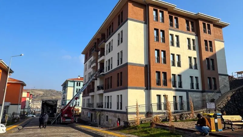 Deprem bölgesinde büyük teslimat: Yıl sonuna kadar 453 bin konut ve iş yeri teslim edilecek