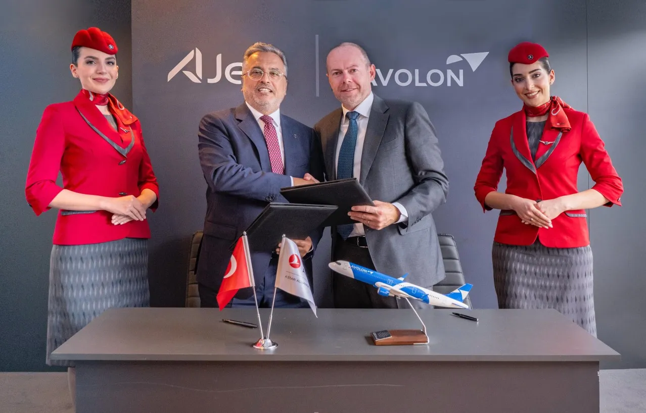 AJet’ten 14 yeni nesil uçak için dev anlaşma