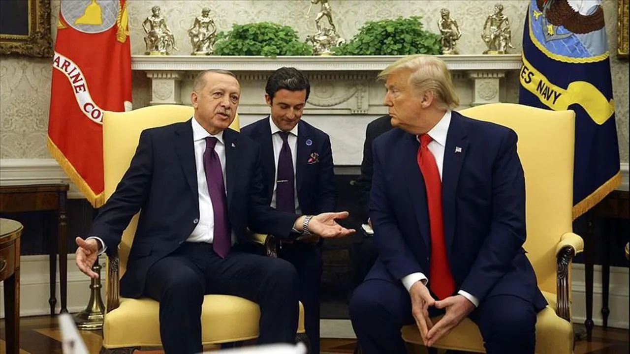 Cumhurbaşkanı Erdoğan, Trump ile görüştü: Bölgesel barış vurgusu yaptı