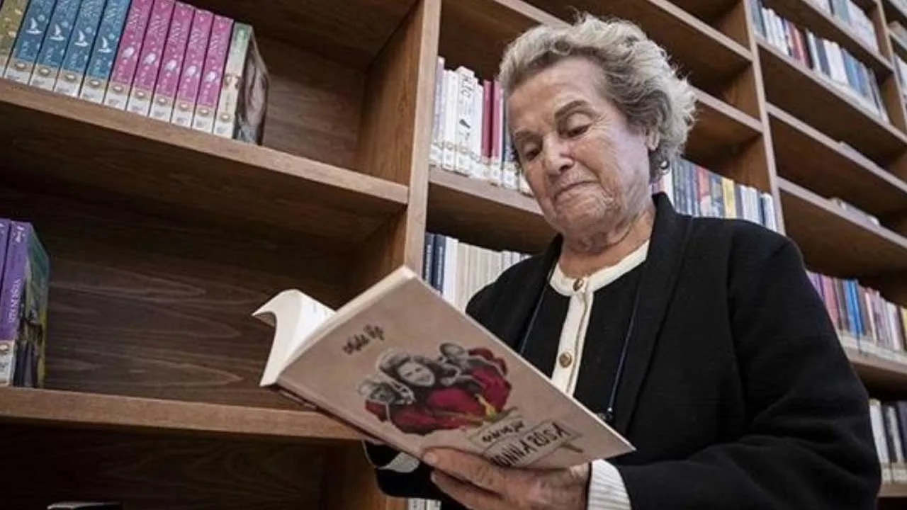 “Mona Roza”ya ilham veren Muazzez Akkaya Giray hayatını kaybetti