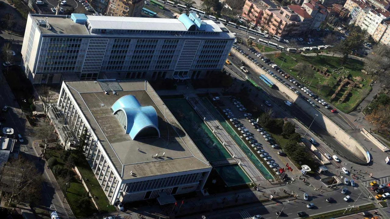 İBB’de yolsuzluk soruşturmasında 36 şüpheliye tutuklama talebi