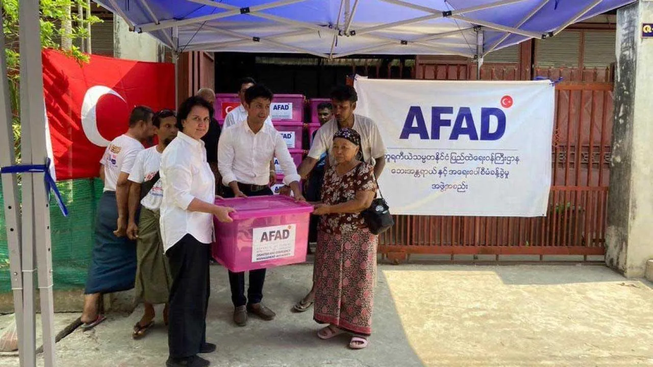 AFAD'dan Myanmar’daki depremzedelere yardım eli