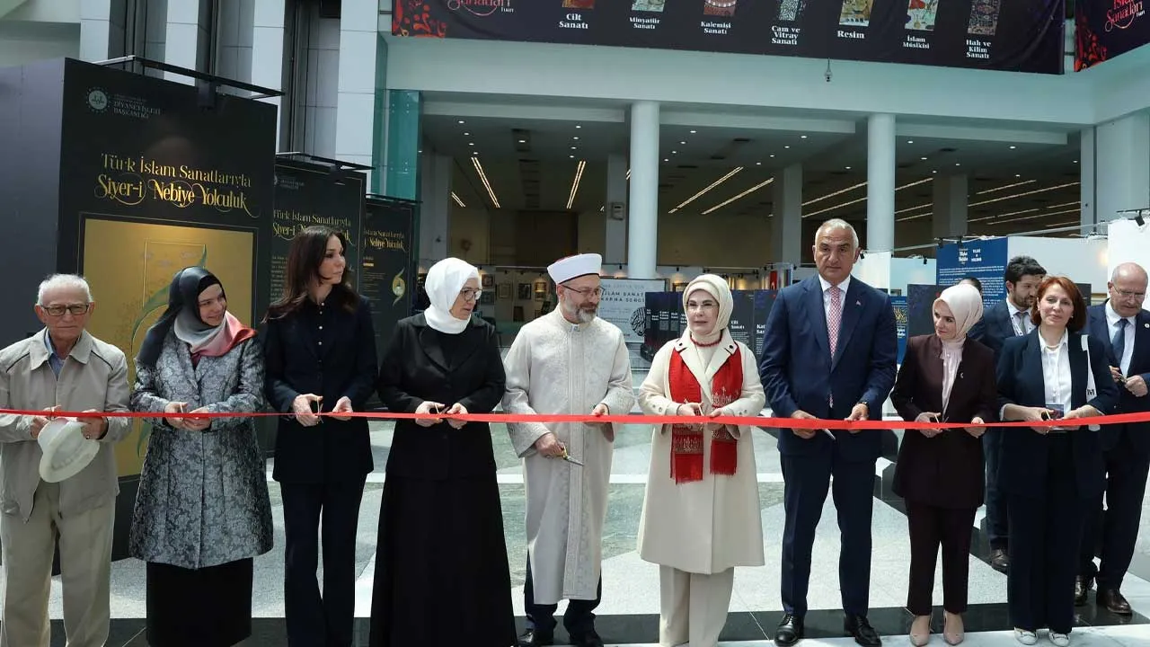 Dünyada ilk Uluslararası İslam Sanatları Fuarı, Emine Erdoğan'ın katılımıyla Ankara’da açıldı