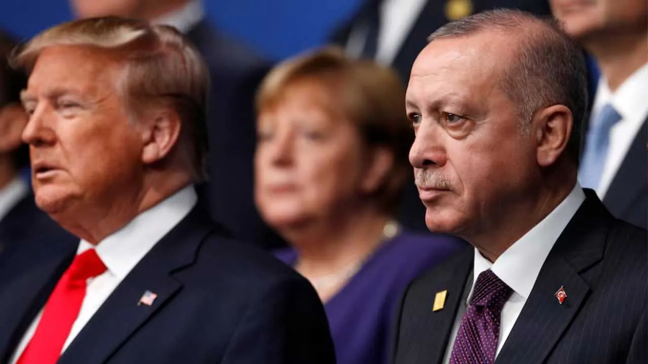 Cumhurbaşkanı Erdoğan ve Trump telefonda görüştü, Erdoğan Trump'ı Türkiye'ye davet etti