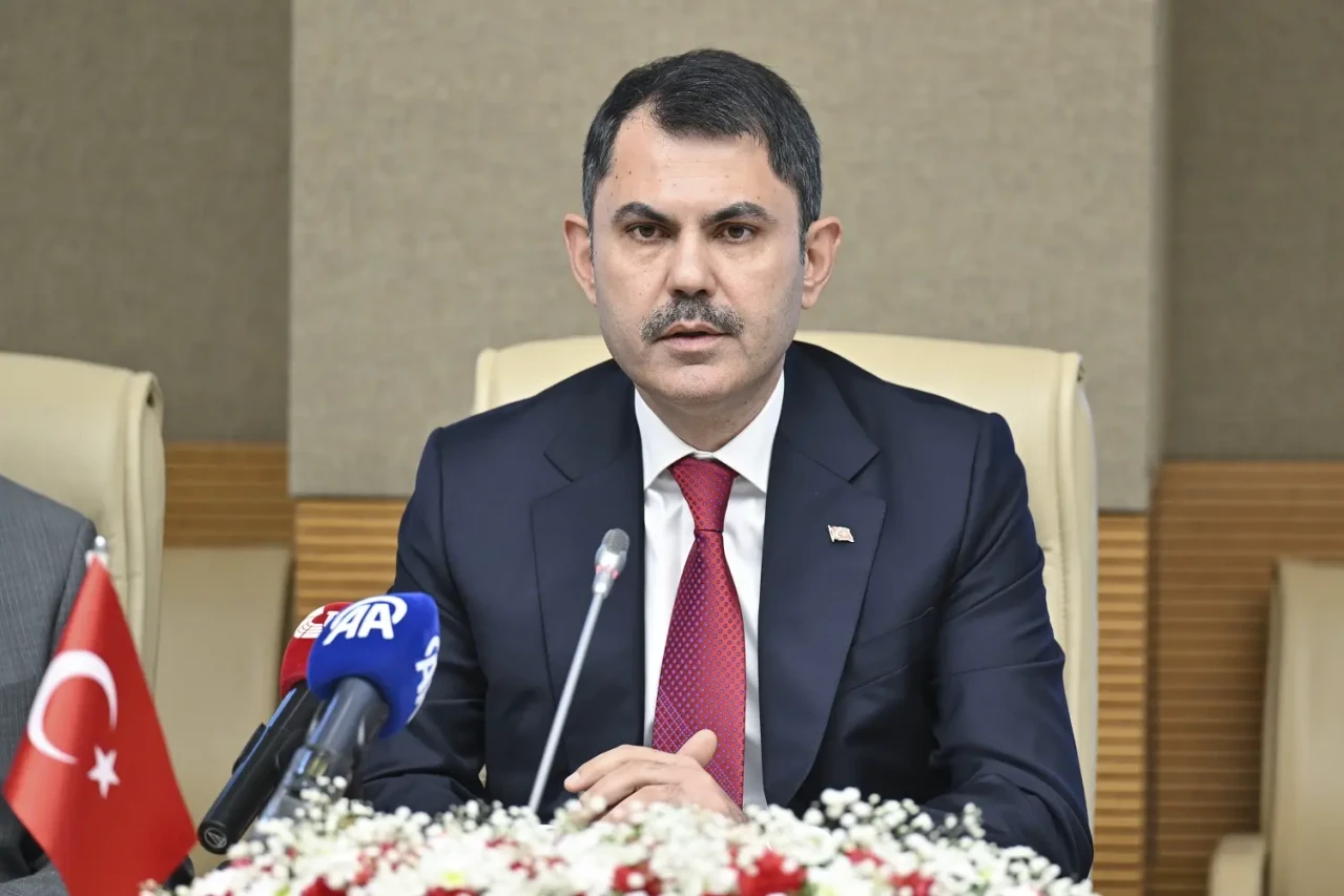 Murat Kurum: Deprem sonrası bin 399 yapı ihbarı aldık, az hasarlı 7 bina var