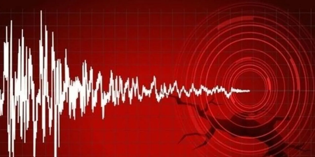 Deprem sebebiyle İstanbul'dan sonra üç şehirde daha eğitime ara verildi