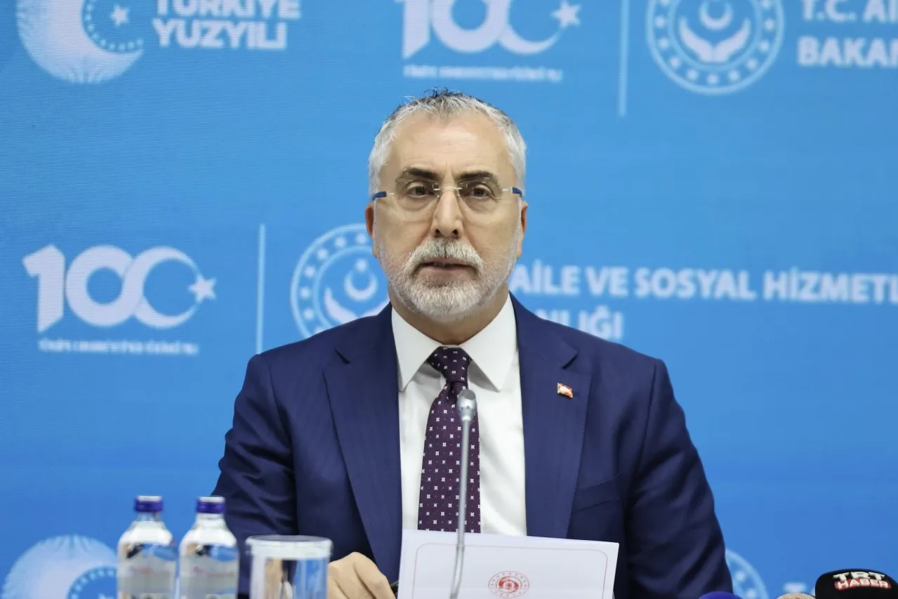Bakan Işıkhan: Deprem bölgesi istihdamı için tüm imkânları seferber ettik
