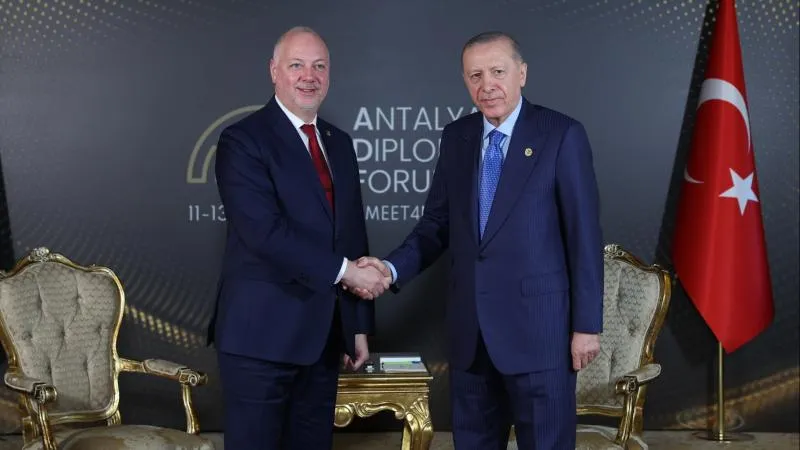 Cumhurbaşkanı Erdoğan, Antalya Diplomasi Forumu'nda Bulgaristan ve Bosna-Hersek temsilcileriyle görüştü