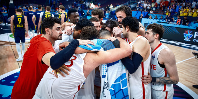 12 Dev Adam, çeyrek finalde Polonya ile karşılaşacak