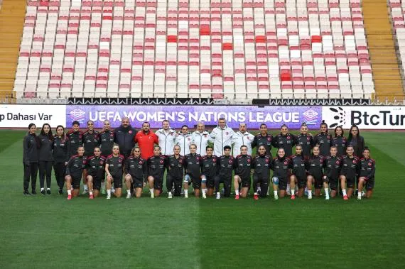 Kadın A Millî Takımımız Sivas'ta Slovenya karşısında