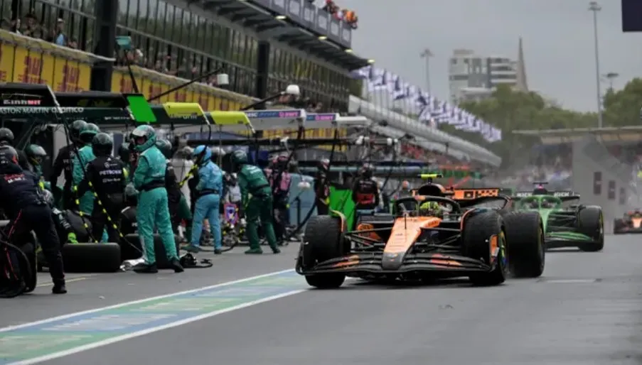 Formula 1 heyecanı ilklerle başladı