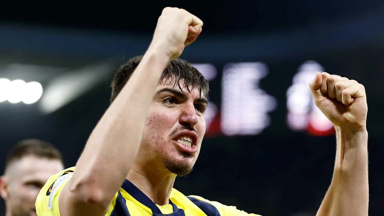 Fenerbahçe, Anderlecht'i saf dışı bıraktı, UEFA Avrupa Ligi'nde son 16 turuna yükseldi