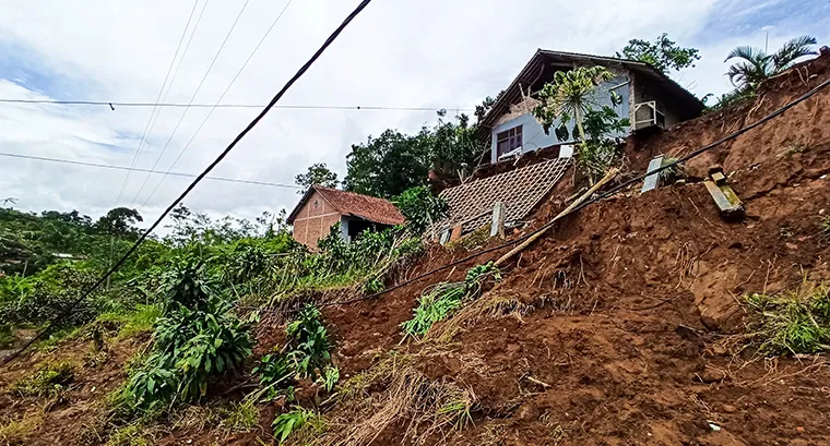 Sudan’da toprak kayması en az 1000 can aldı