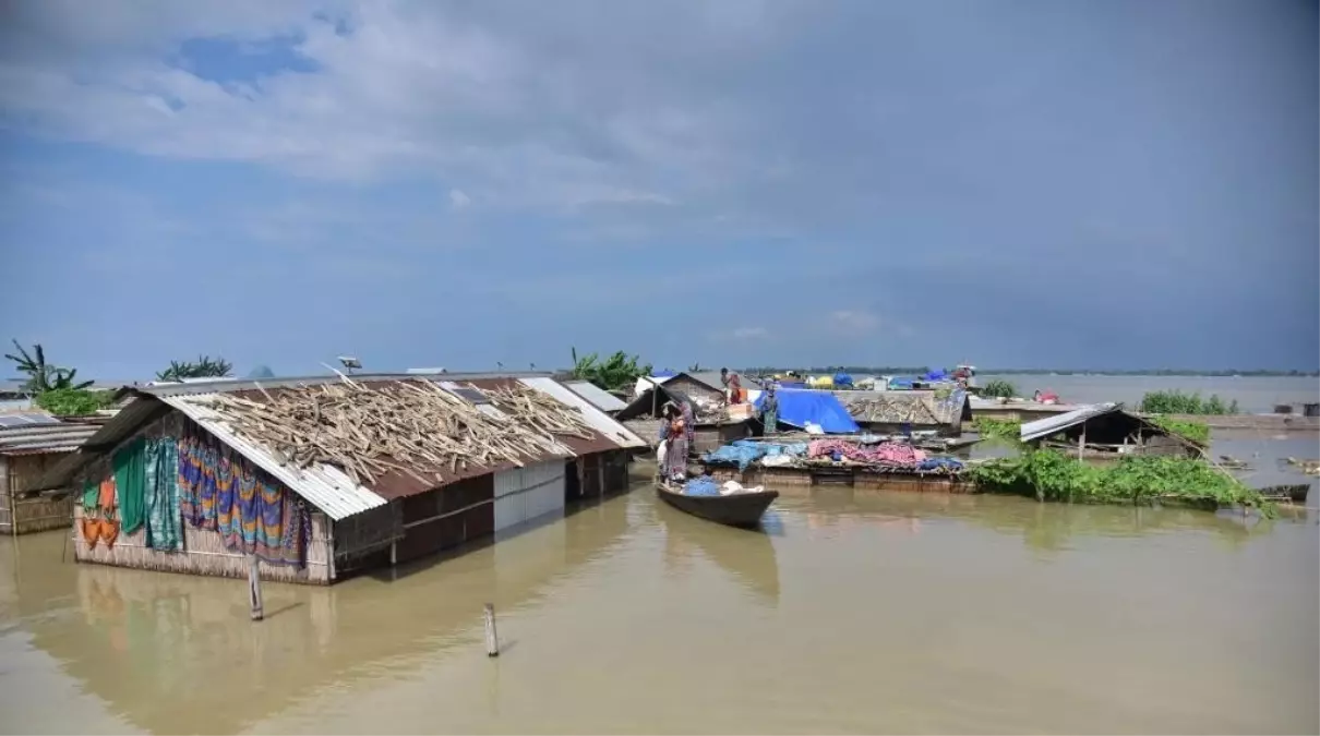 Hindistan’da muson yağışları can almaya devam ediyor: Ölü sayısı 78’e yükseldi