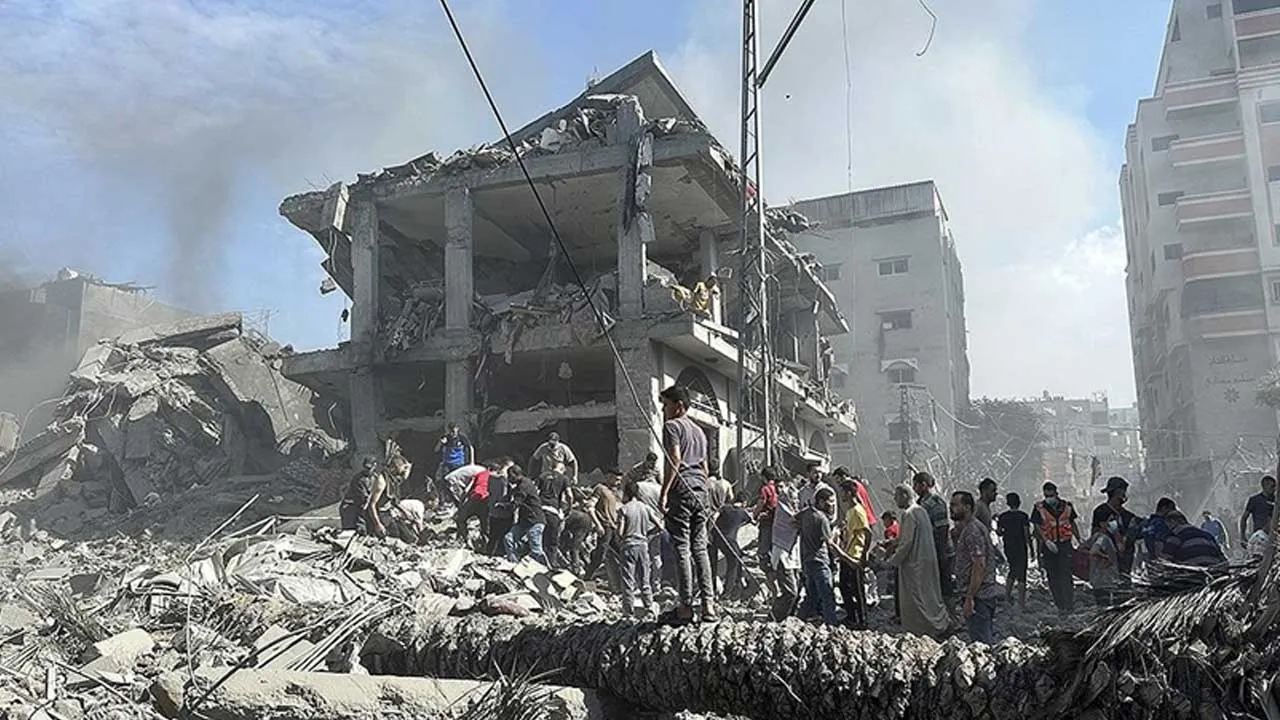 Gazze’de İsrail saldırılarında ölü sayısı 50 bini aştı