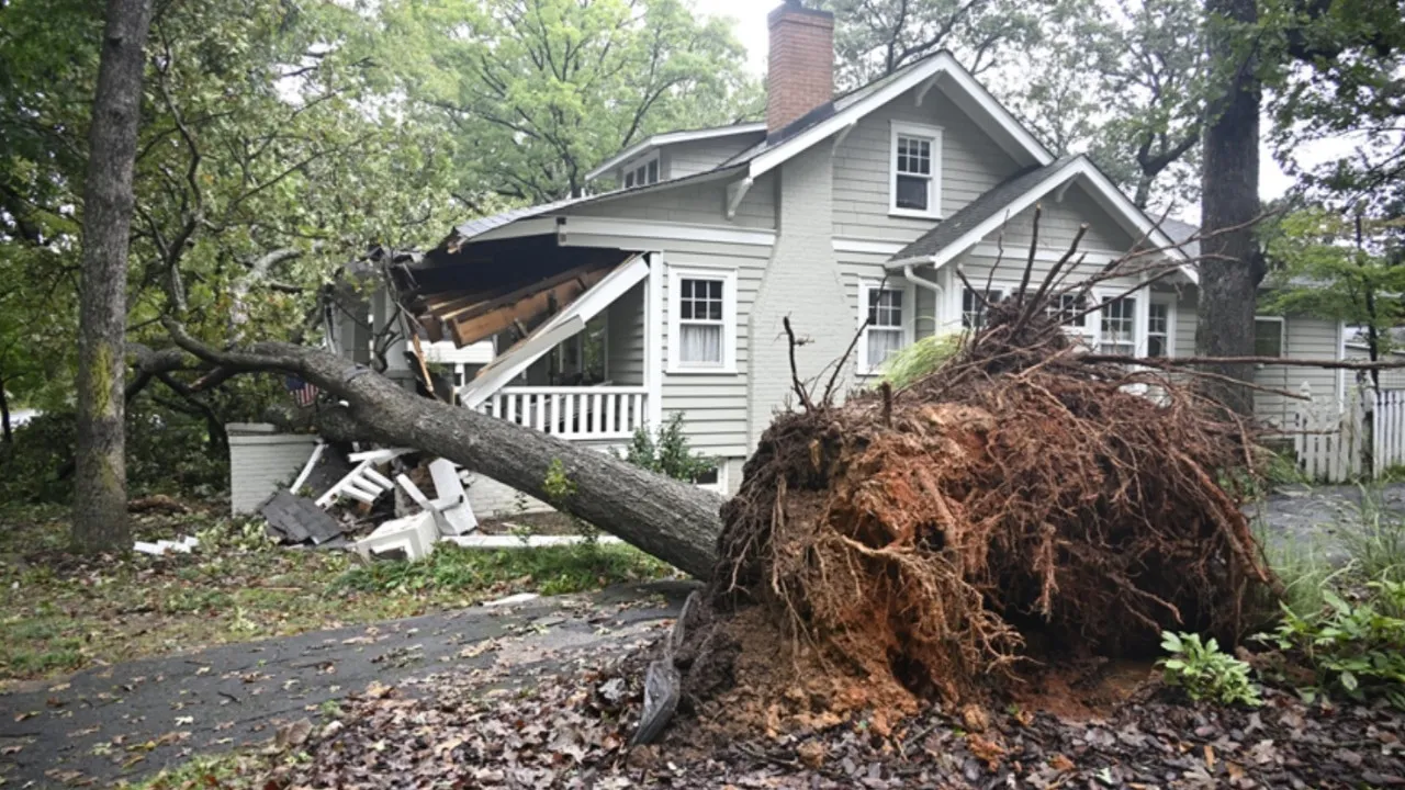 ABD'de kasırga nedeniyle 7 kişi hayatını kaybetti!