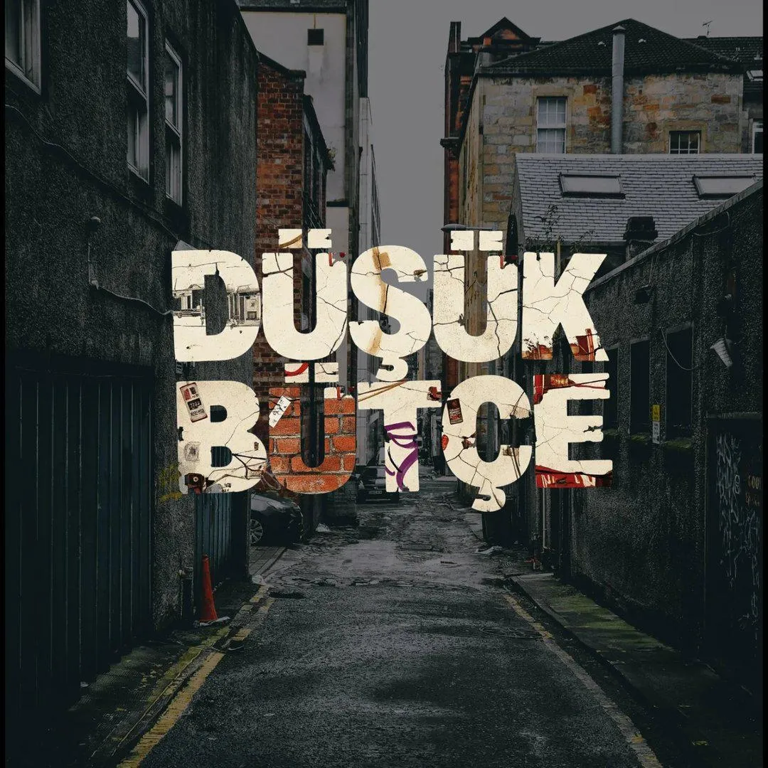 Absürt komedide yeni soluk: Düşük Bütçe