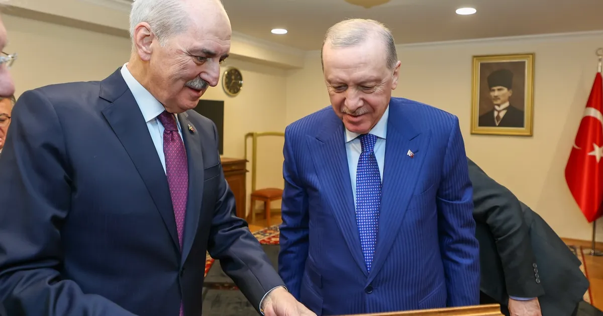 TBMM'de nostaljik fotoğraf hediyesi