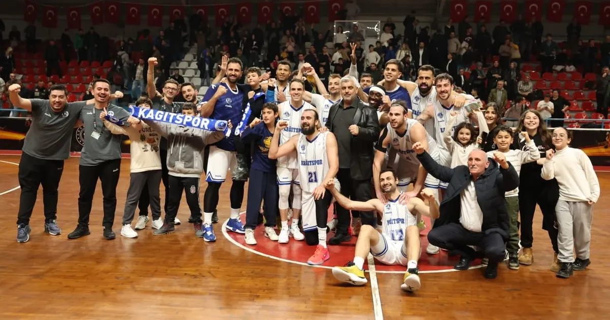 Kağıtspor’da ortak hedef: Süper Lig