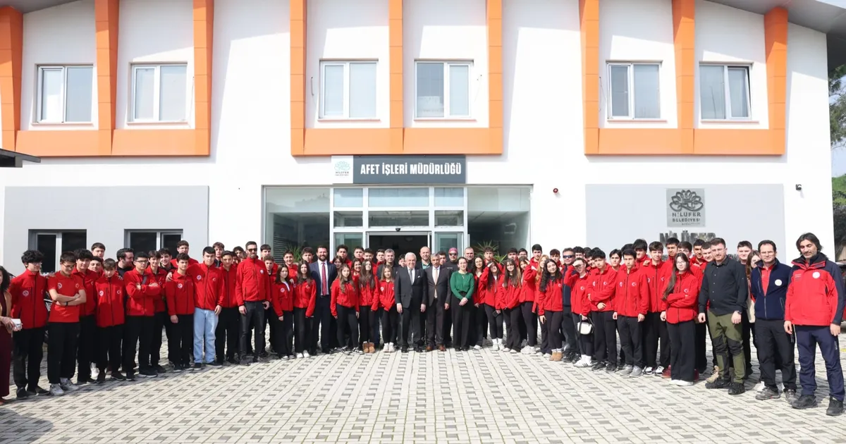 Bursa Nilüfer'de Deprem Simülasyon Merkezi 'eğitim mutfağı'na dönüştü